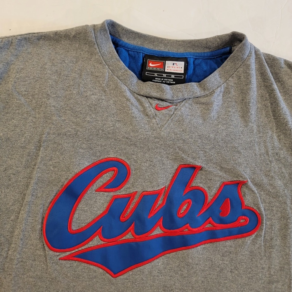 Chicago Cubs Shirt‎ Mens XL Gray MLB Baseball Nike Y2K Script Cotton Tee